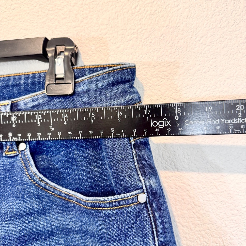 Universal Standard Straight Leg Crop Jeans Medium Wash Women’s 12 - Picture 4 of 9
